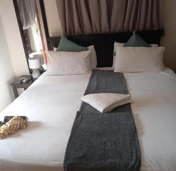 Трежместный Номер Economy, The Success Guest House