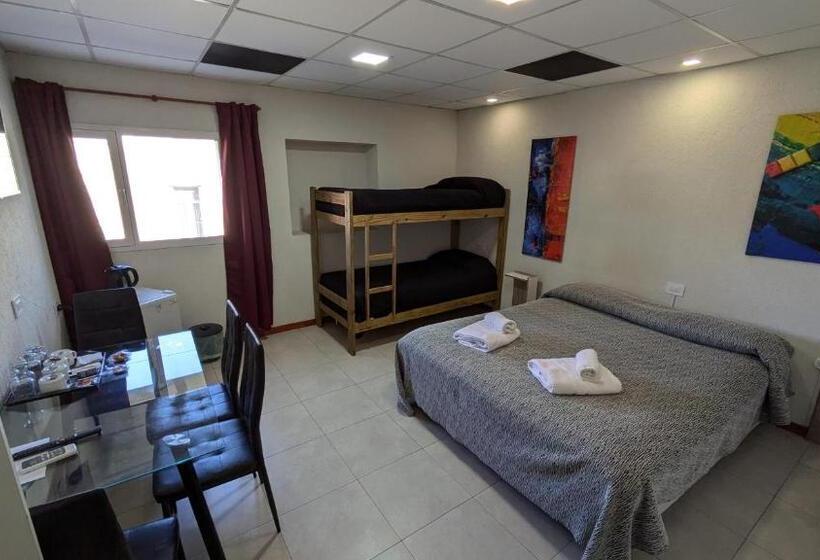 غرفة قياسية رباعية, Suite