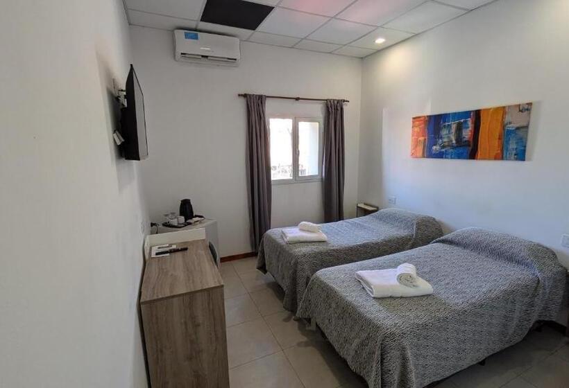 غرفة قياسية فردية, Suite