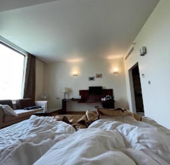 Номер Стандарт, The Legend Hotel, Prayagraj