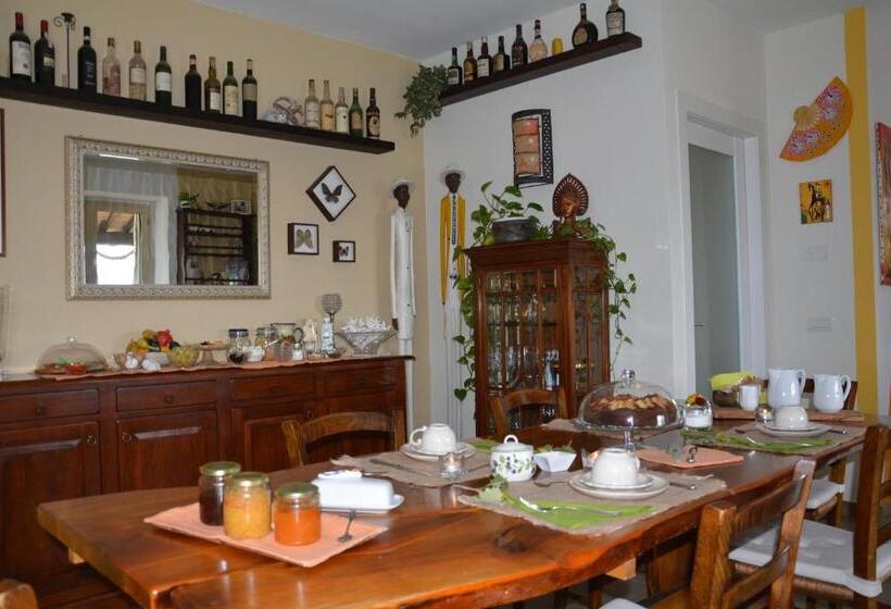 اتاق استاندارد سه نفره, Ai 4 Gelsi B&b