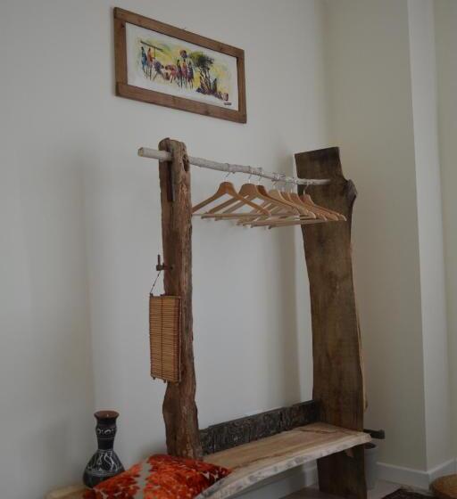 اتاق استاندارد سه نفره, Ai 4 Gelsi B&b