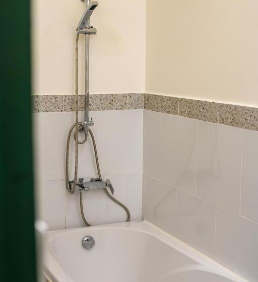 Семейный Номер, Hanuman Boutique Stay &eatery