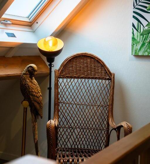 חדר סטנדרט לארבעה, Boldiek