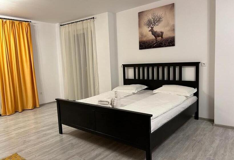 Люкс, Pensiunea Stejarul