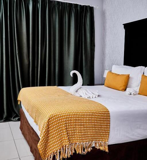 اتاق استاندارد, The Felicitous Guest House