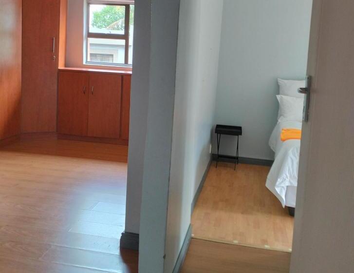 Standart Oda, O&s Bnb