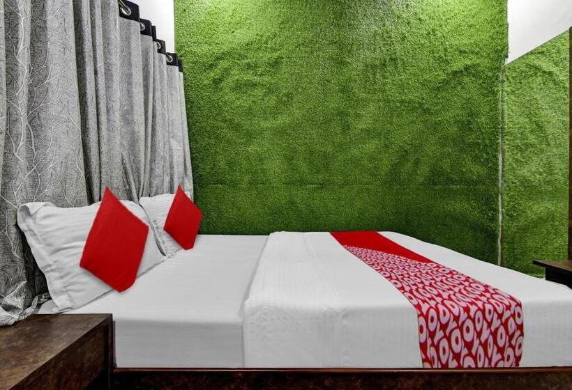 Трехместный Номер Классика, Mansarovar