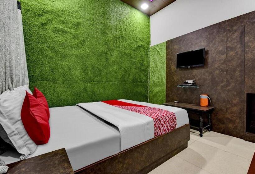 Трехместный Номер Классика, Mansarovar