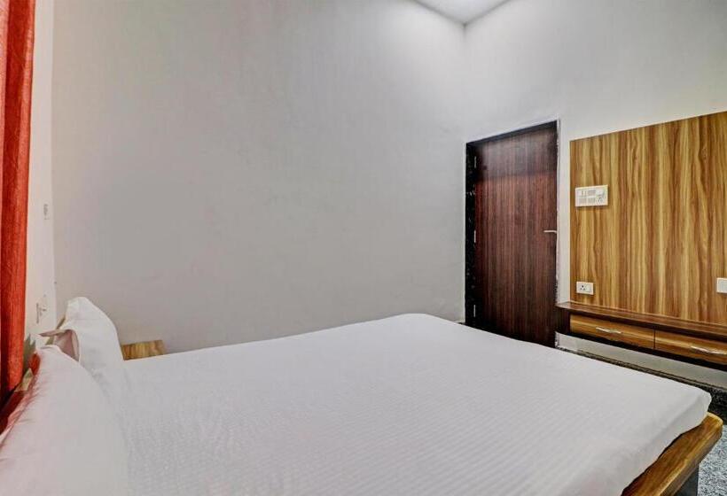 غرفة كلاسيكية ثلاثية, Oyo Raj Laxmi Hotal Kuchaman City
