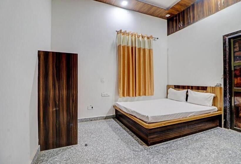 غرفة كلاسيكية ثلاثية, Oyo Raj Laxmi Hotal Kuchaman City