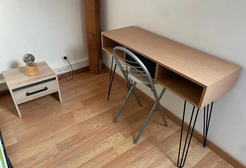 Standard-huone, Chambre Meublé Idéale Pour Déplacement D Affaires