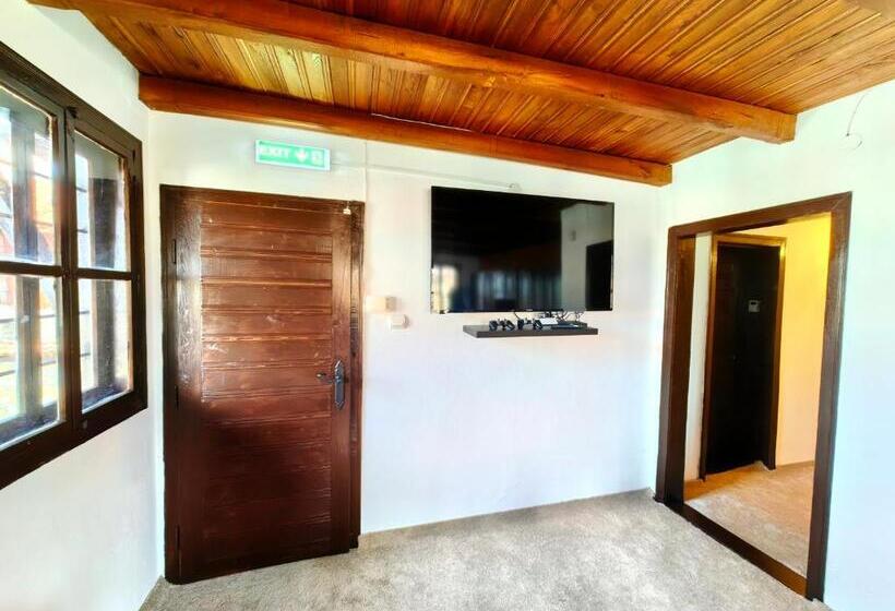 בונגלו משפחתי, Complex Arbanashki Style Panoramic View With Summer And Winter Terrace, Sauna, Children S And Adult