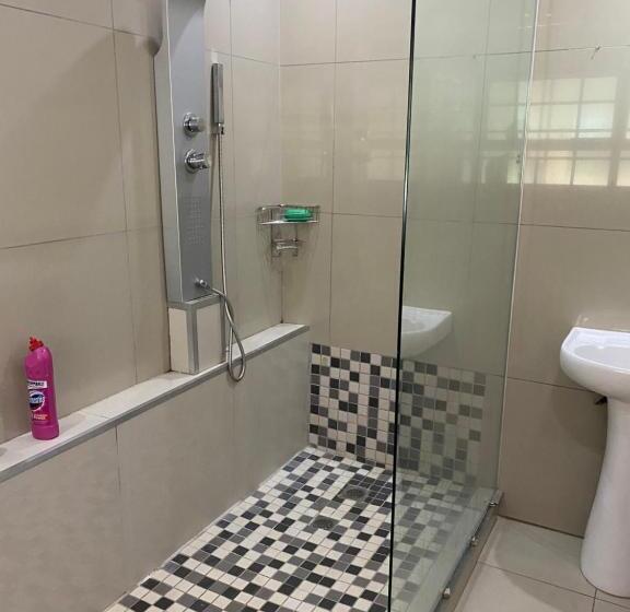 غرفة قياسية, M D J Hayfields Guest House