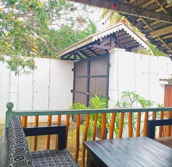 バルコニー付きデラックスルーム, Villa Wasana   Galle