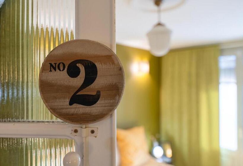 スタンダードルーム, Salicornia Doble