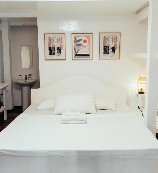 اتاق خانوادگی, Mazawa Siargao