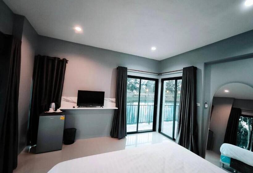 חדר דחוקס עם מיטת קינג, Skybird Lake View Resort&camping Khaoyai