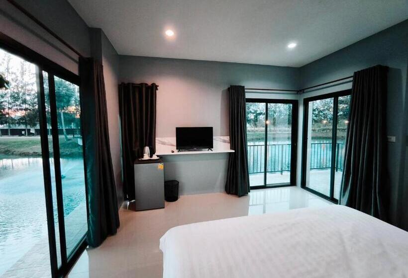 Номер Deluxe Кровать Кинг, Skybird Lake View Resort&camping Khaoyai