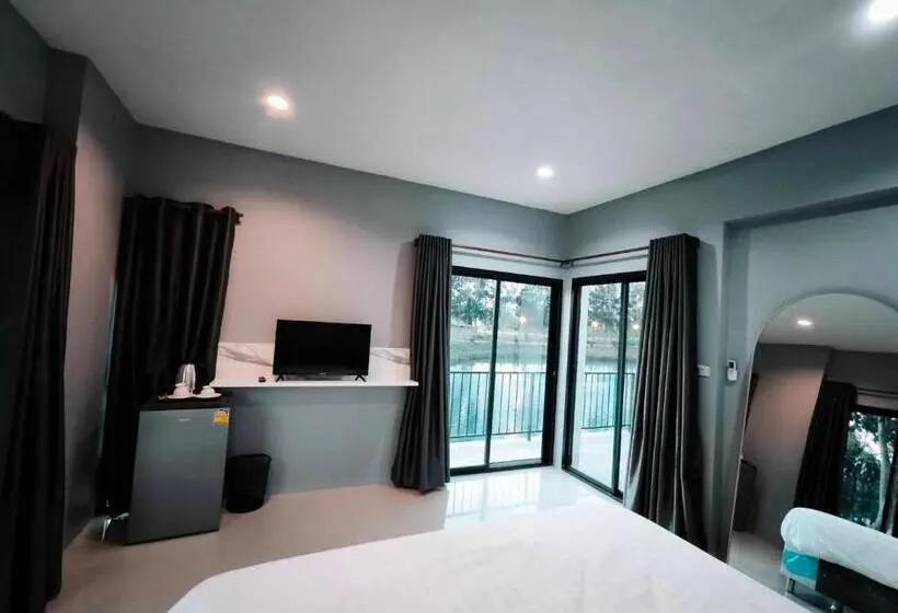 レイクビューデラックスルーム, Skybird Lake View Resort&camping Khaoyai