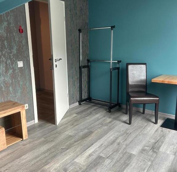 침실 3개 아파트, Cochemer Arkaden