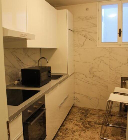 キングサイズベッドのスタンダードルーム, Villa Jasmine