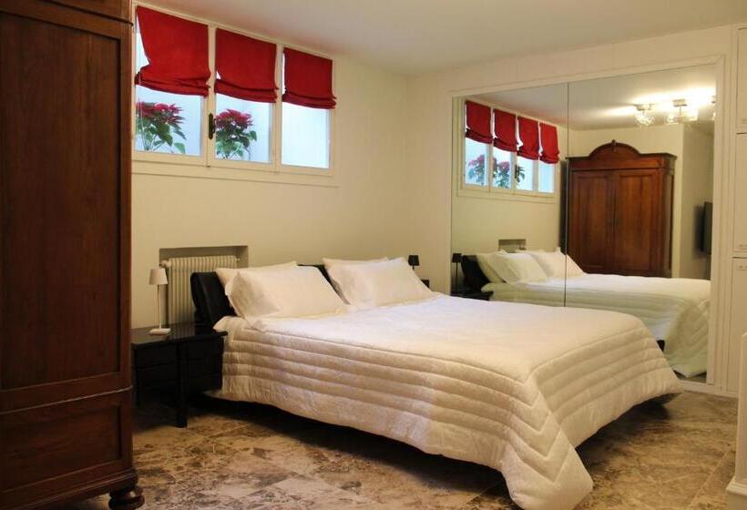 キングサイズベッドのスタンダードルーム, Villa Jasmine