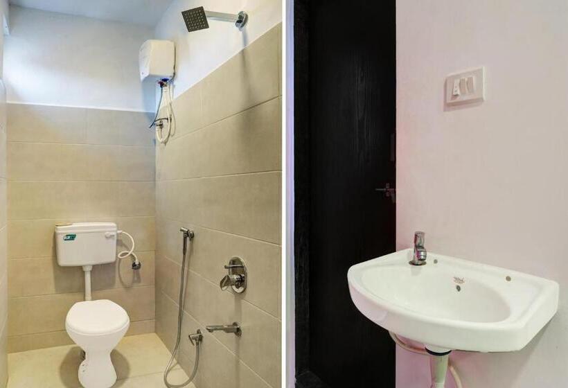 三人经典房间, 82142 Sai Inn Lodging