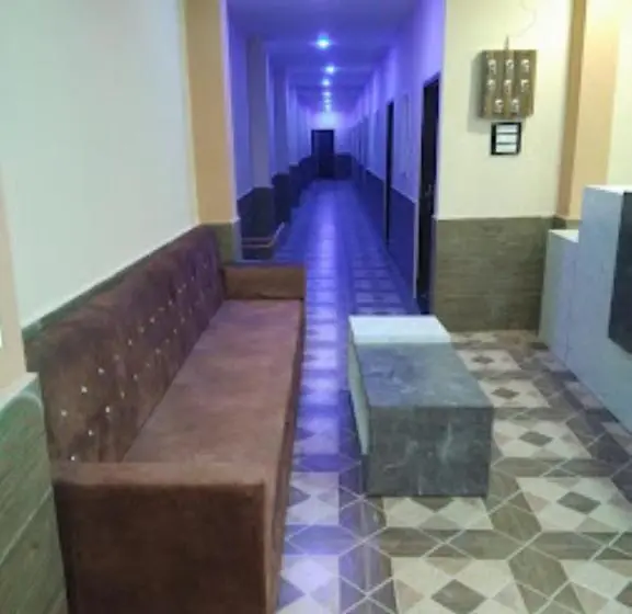 Deluxe-huone, Deepsun Regency Madhya Pradesh