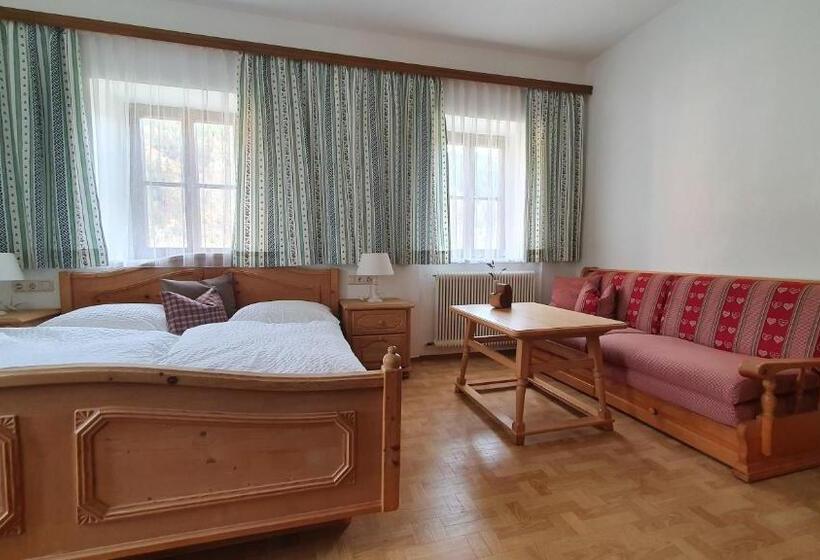 Семейный Номер Вид на Горы, Neufangbauer, Familie Sabine Und Peter Hauser