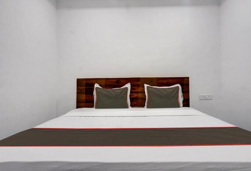 三人经典房间, 82142 Sai Inn Lodging