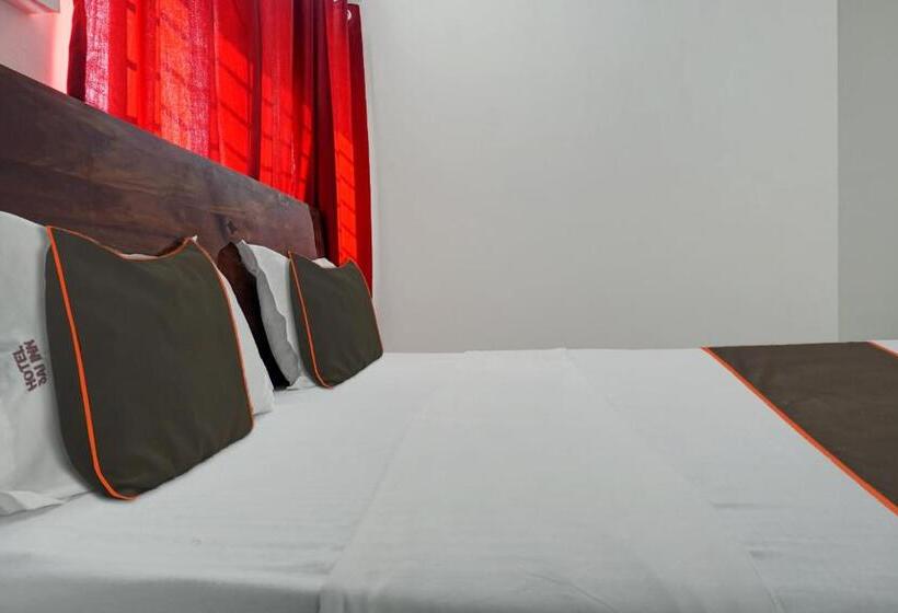 三人经典房间, 82142 Sai Inn Lodging