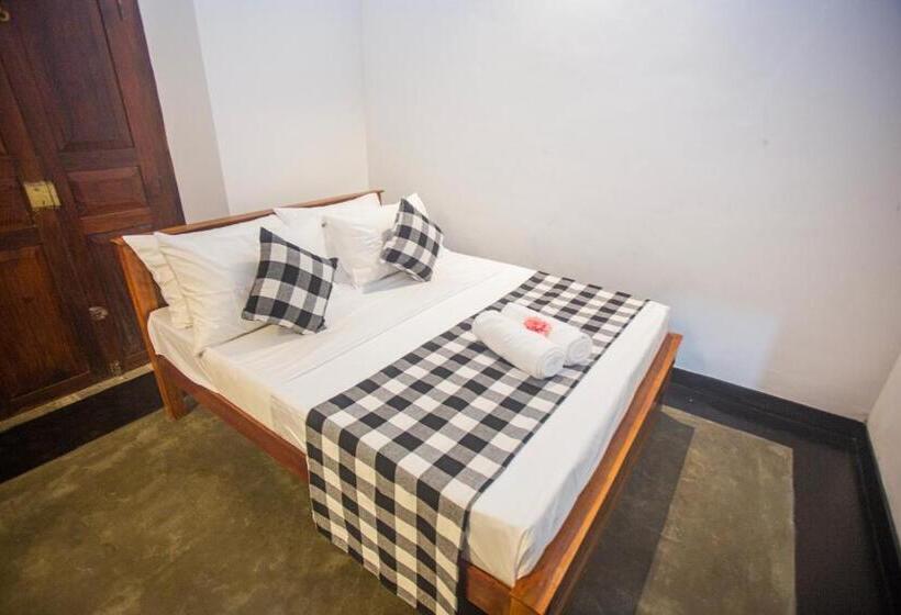 غرفة قياسية, Villa Risithenmi