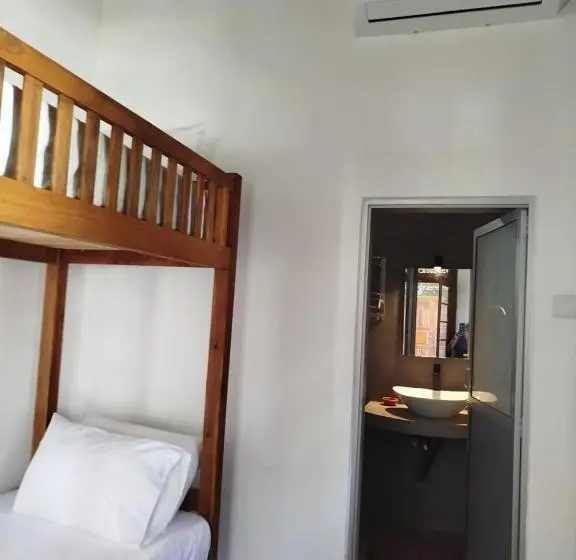 Economy-huone, Villa Risithenmi