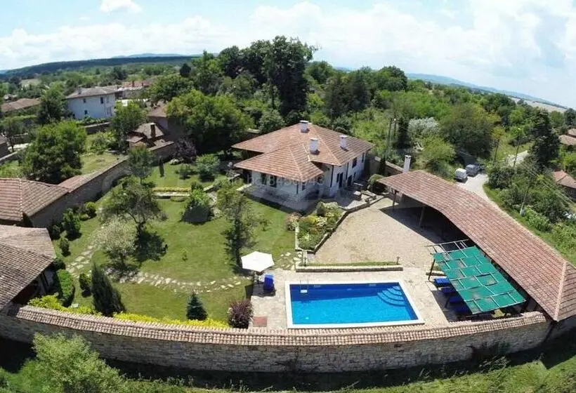 Villa 1 Makuuhuone, Sveti Georgi Unique Guest House