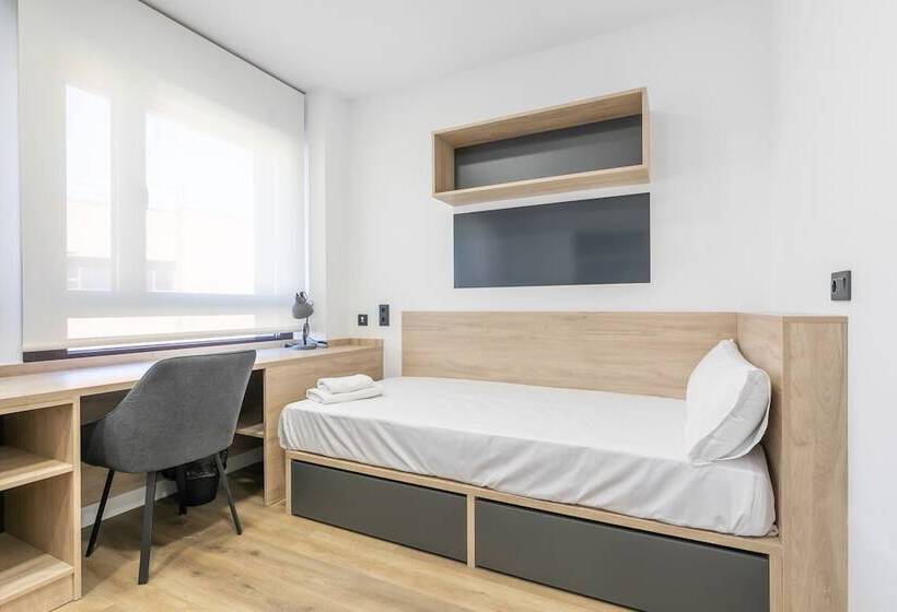 اتاق استاندارد, Micampus Salcedo Student Residence