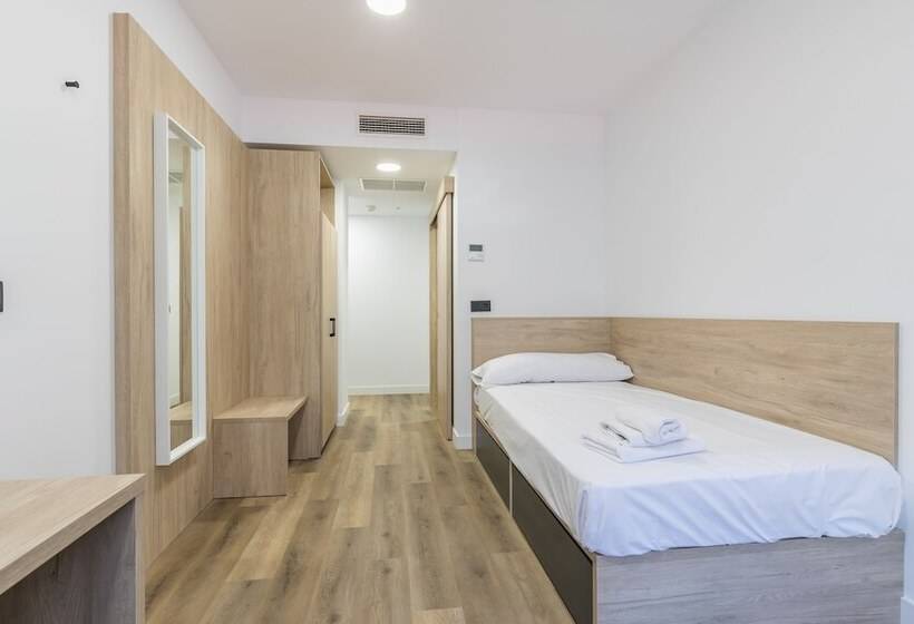 اتاق استاندارد یک نفره, Micampus Salcedo Student Residence