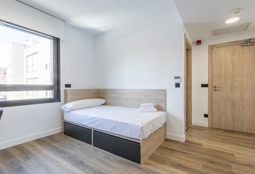 اتاق استاندارد یک نفره, Micampus Salcedo Student Residence