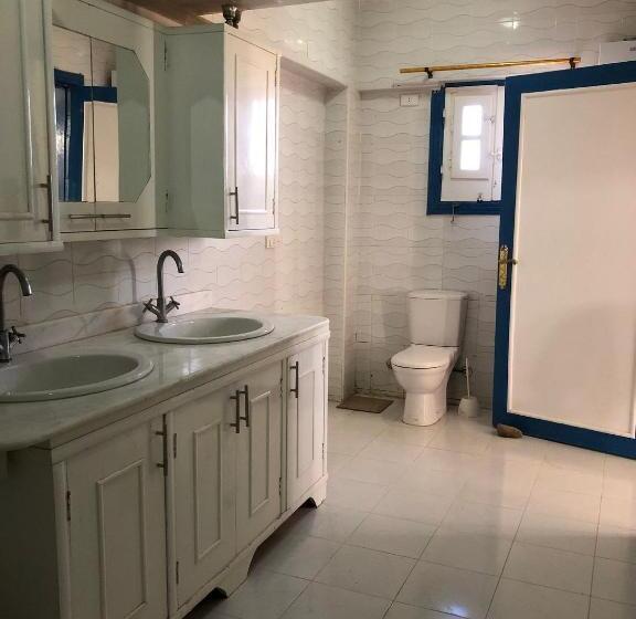 اتاق لوکس با بالکن و چشمانداز دریا, Das! Haus Am Meer