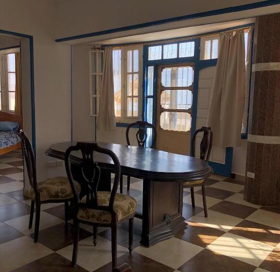 اتاق لوکس با بالکن و چشم‌انداز دریا, Das! Haus Am Meer