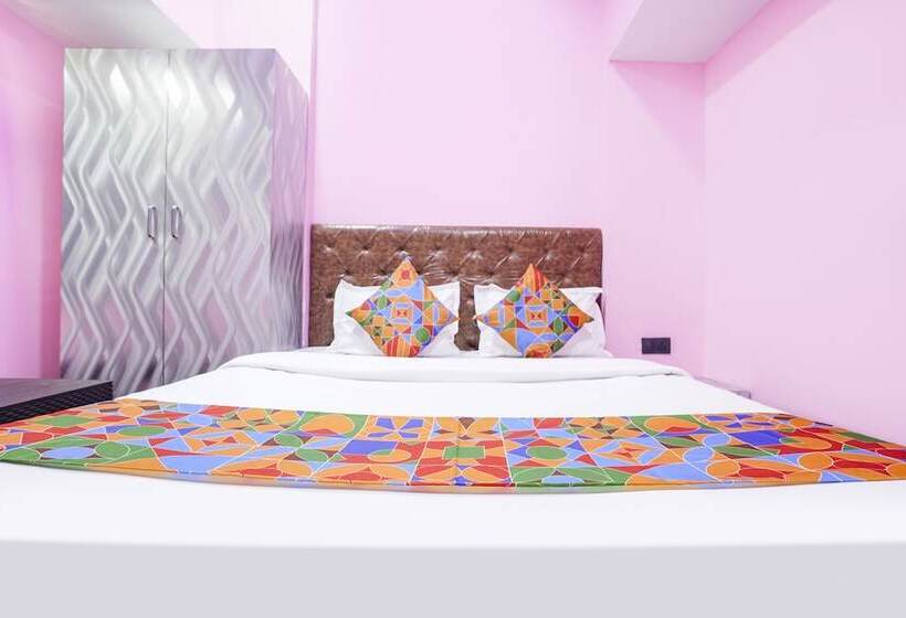 Quarto Deluxe, Fabexpress Kirtiraj