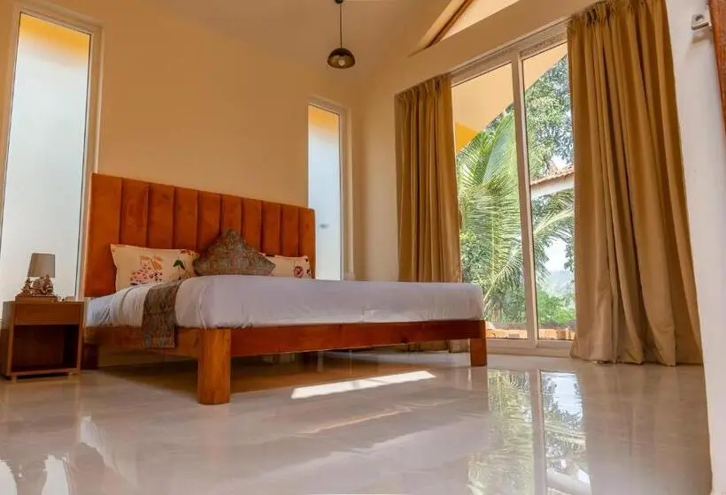 Chambre Deluxe, La Luxo