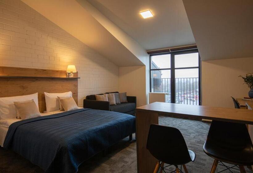 Economy Quadruple Room, Loft Inn Self Check In