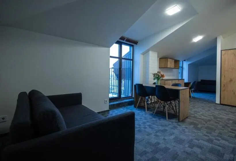 اتاق لوکس چهار تخته, Loft Inn Self Check In