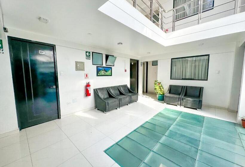 スタンダードトリプルルーム, Quechuas Peru