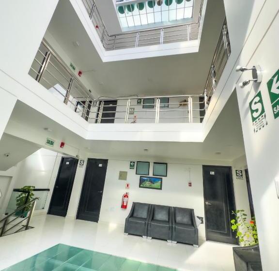 スタンダードトリプルルーム, Quechuas Peru