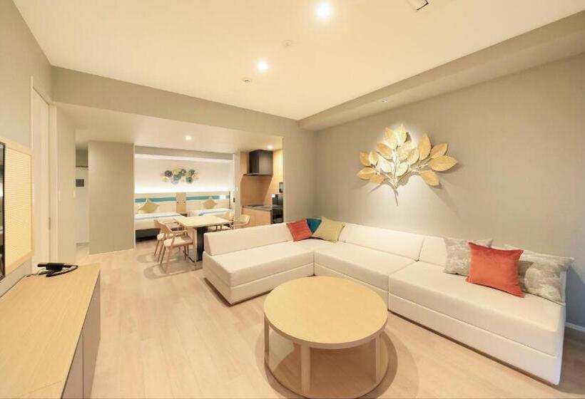 Camera Quadrupla Premium, Vivoviva石垣島