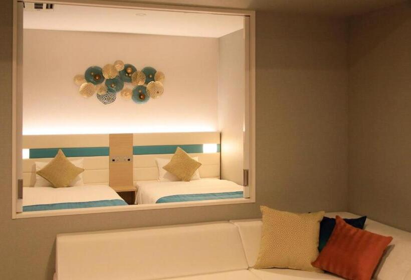 Pokój Czteroosobowy Standard Widok Ogród, Vivoviva石垣島