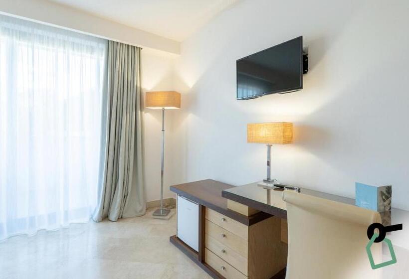 스탠다드 발코니 룸, Hotiday Room Collection Otranto