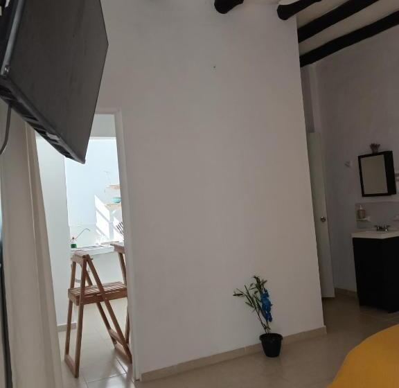 带大床的标准工作室, Casa Blue Habitación Orca